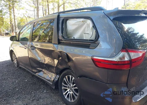 2018 Toyota Sienna Xle 8 Passenger from USA, damaged, VIN 5TDYZ3DCXJS960830